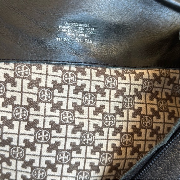 Vintage Tory Burch Black Leather Knee-High Boots with Gold Logo - Picture 4 of 4